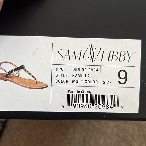 Sam &Libby flats - Picture 4 of 5